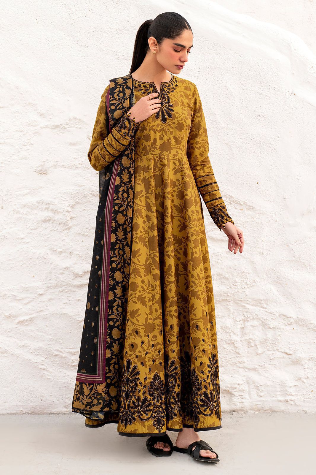 Baroque Linen Unstitched 3Piece D-015