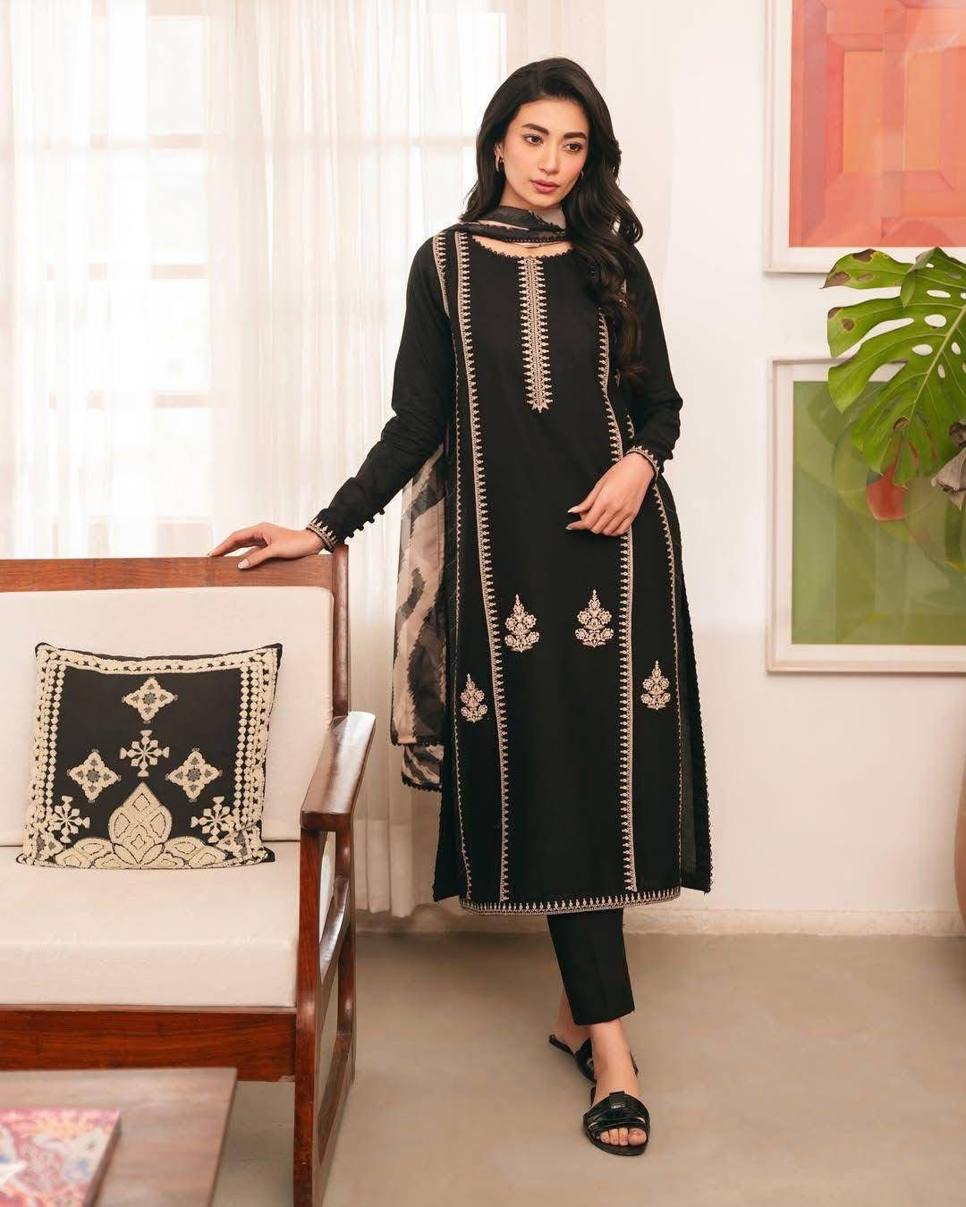 ASLING Dhanak Embroidered Unstitched 3Piece D-018